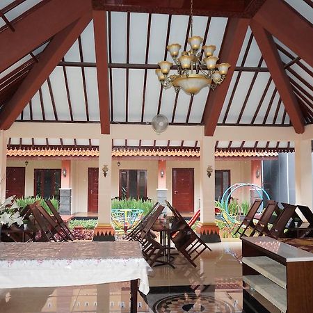 3C Familia Residence Джок'якарта Екстер'єр фото